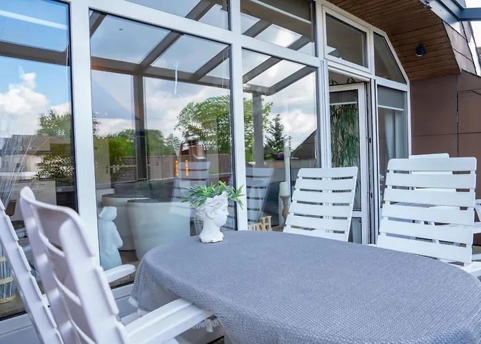 Smartfewo Loft Sauna Balkon Parkplatz Apartment *